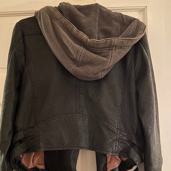 We The Free Womens Black Vegan Leather Hooded Moto Jacket - XS/S - Picture 3 of 6
